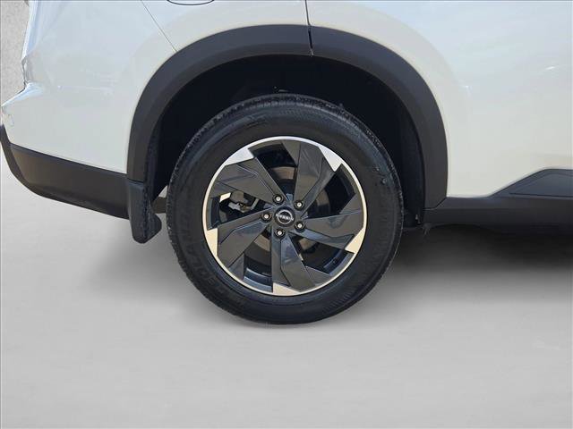 Used 2024 Nissan Rogue SV w/ SV Premium Package FWD image 22