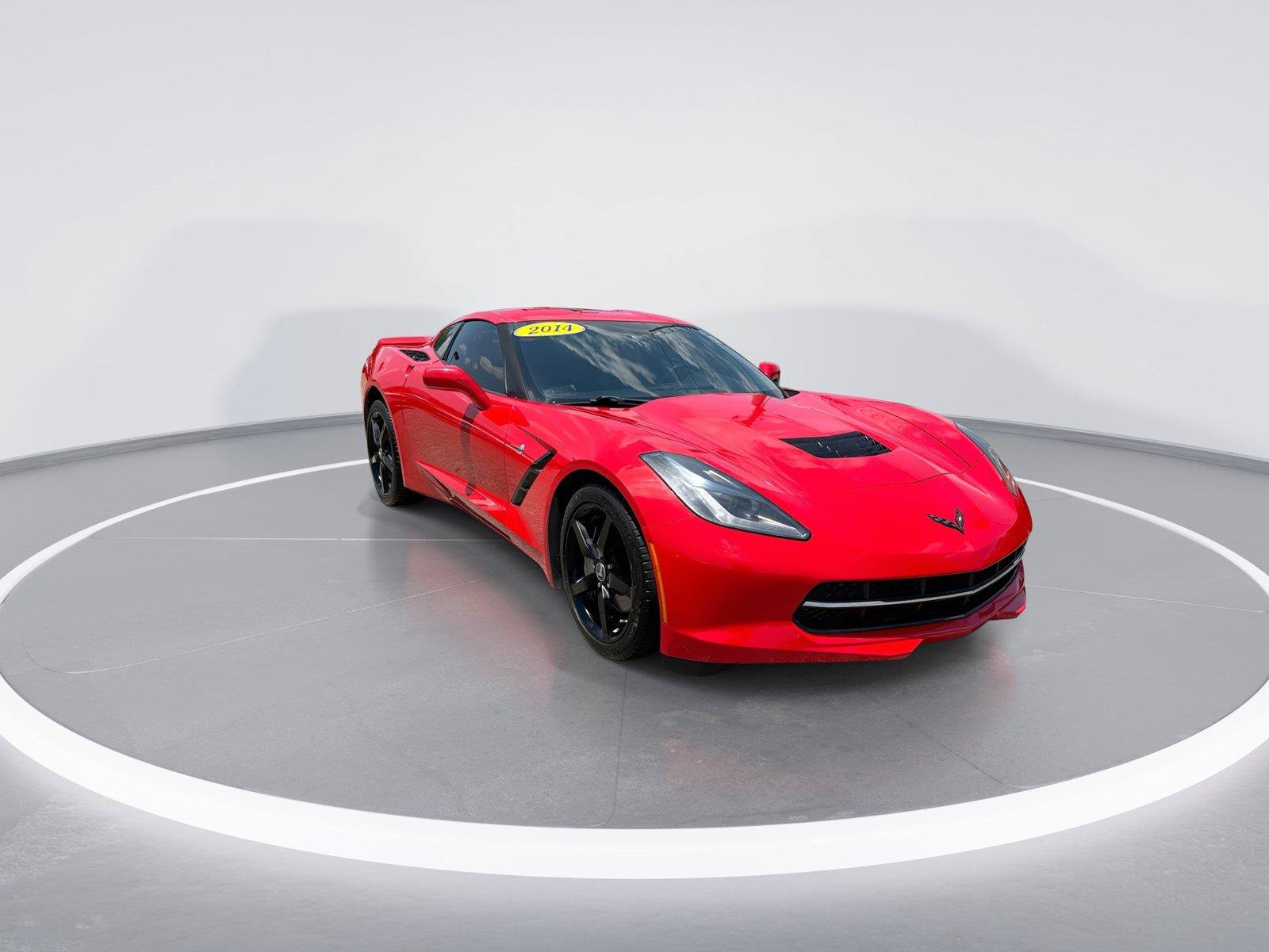 Used 2014 Chevrolet Corvette Stingray Coupe RWD image 2