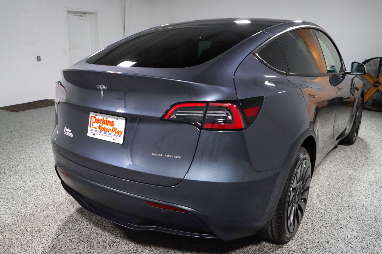 Used 2023 Tesla Model Y Long Range AWD/4WD image 7