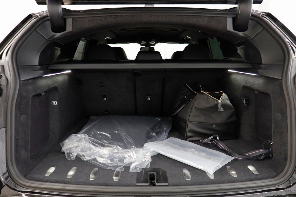 New 2026 BMW XM Label Red image 22