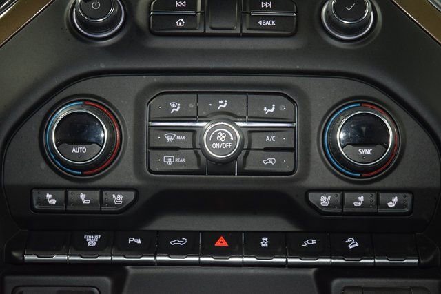 Used 2022 Chevrolet Silverado 3500 High Country AWD/4WD image 34