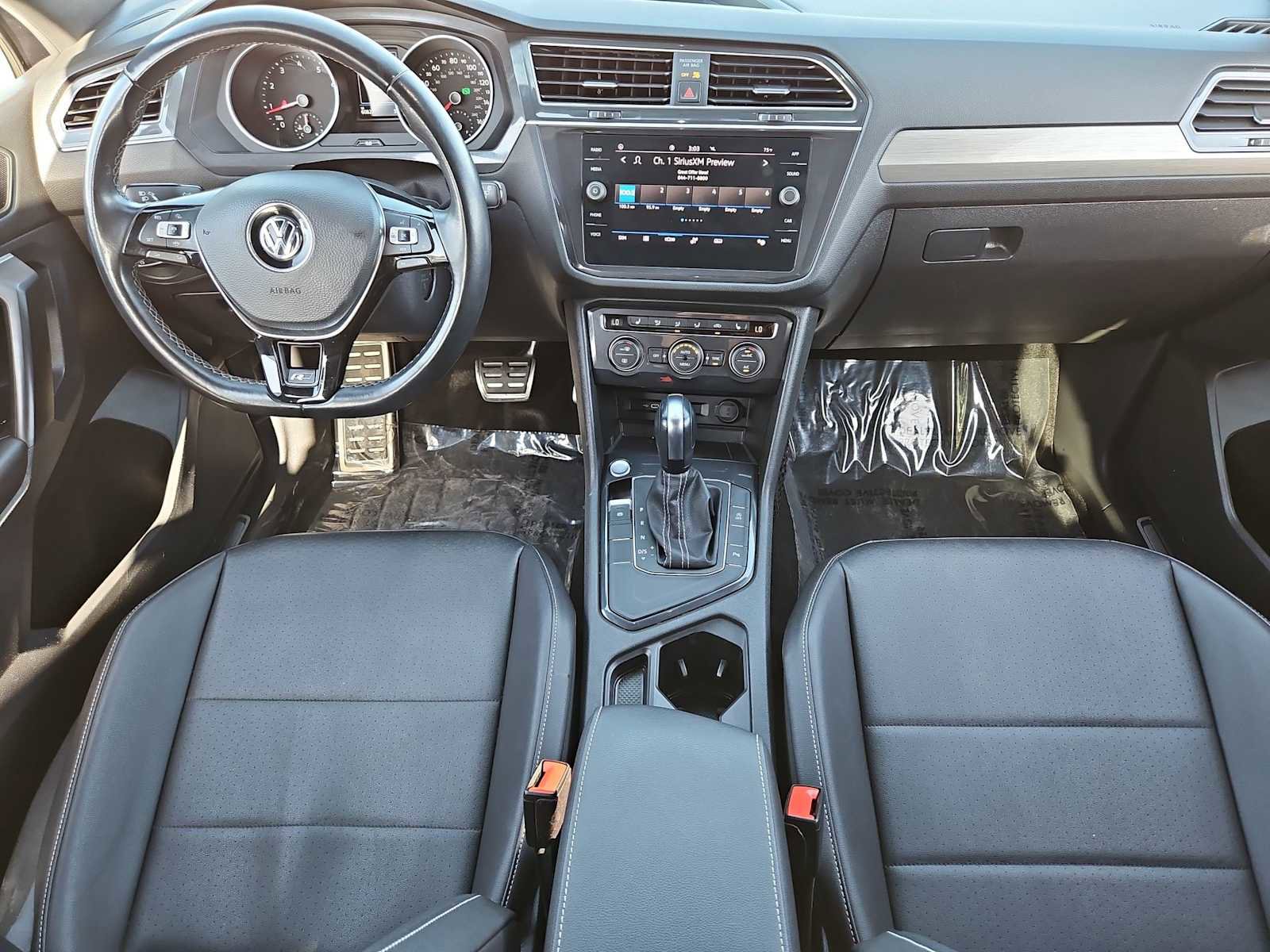 Used 2021 Volkswagen Tiguan SE R-Line image 16