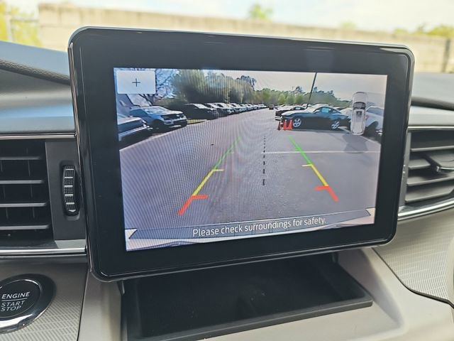 Used 2023 Ford Explorer XLT w/ Equipment Group 202A image 28