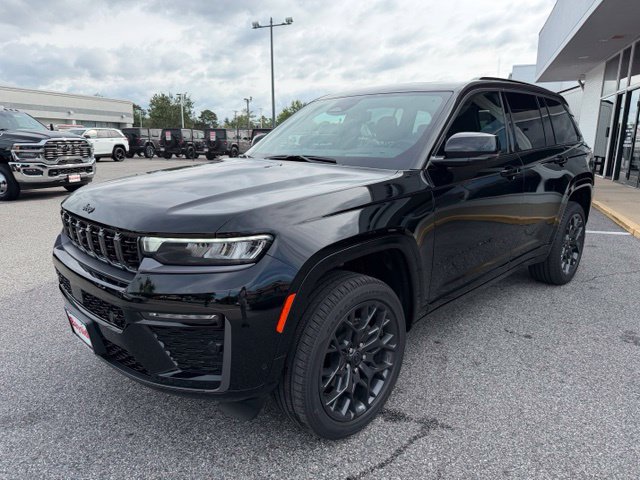 New 2027 Jeep Grand Cherokee Summit w/ Adv Protech Group IV AWD/4WD image 26