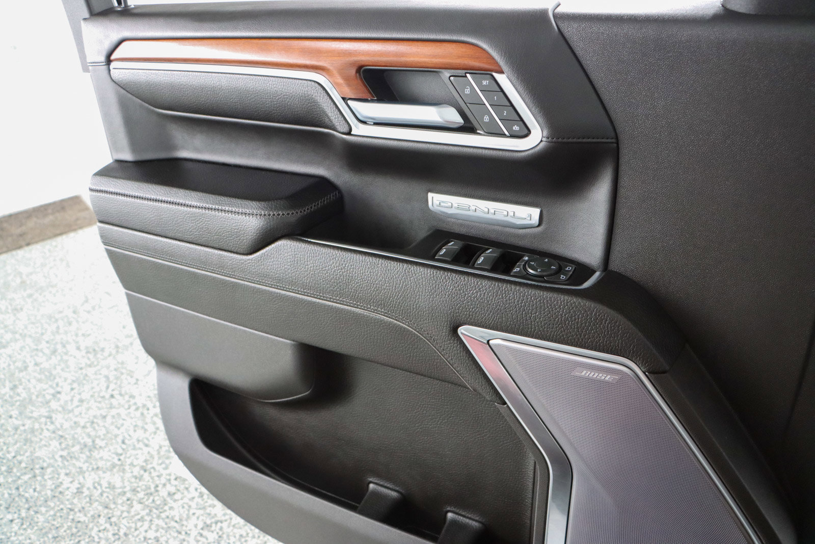 Used 2022 GMC Sierra 1500 Denali image 25