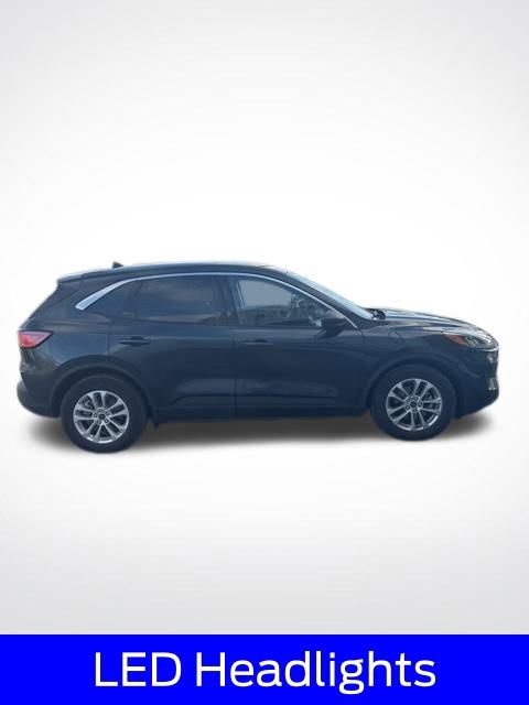 Certified 2022 Ford Escape SE w/ Cold Weather Package image 8