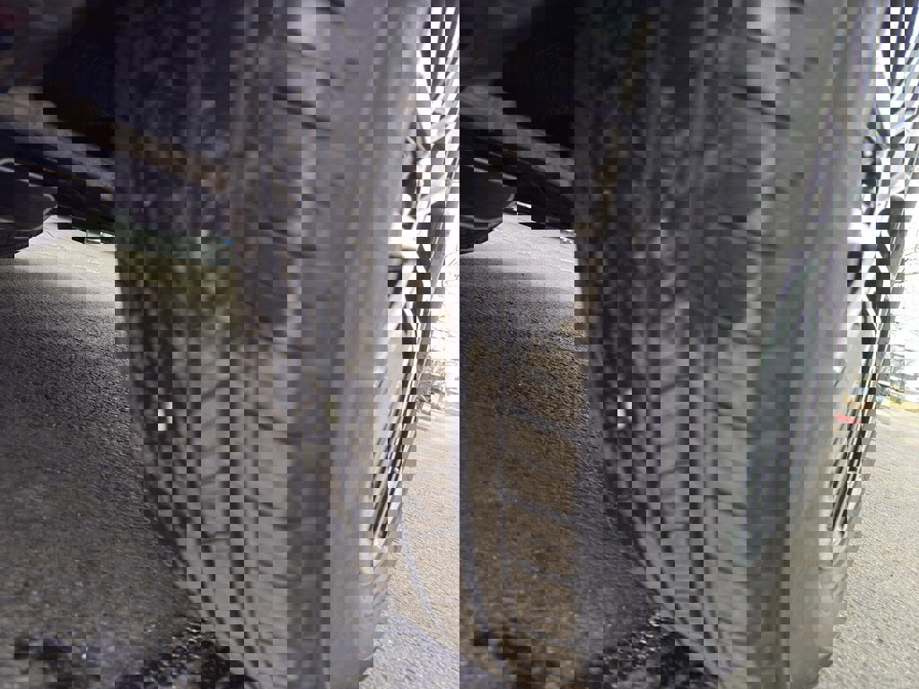 New 2025 Ford Escape SE image 11