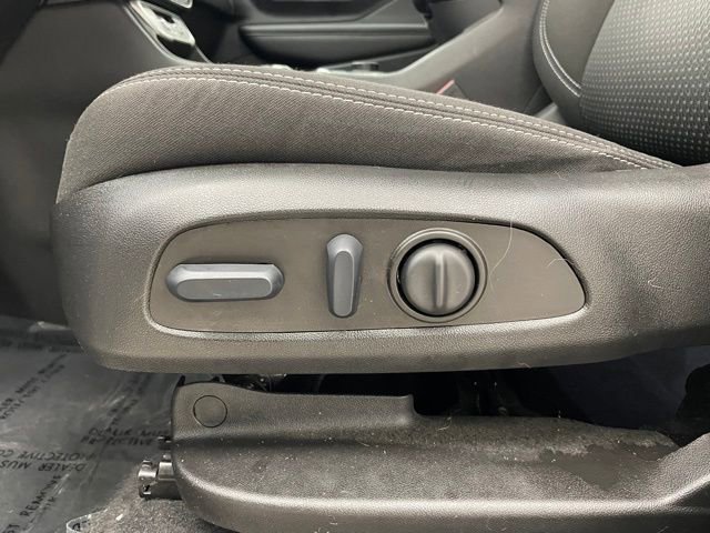 Certified 2022 GMC Terrain SLE w/ Driver Convenience Package image 11