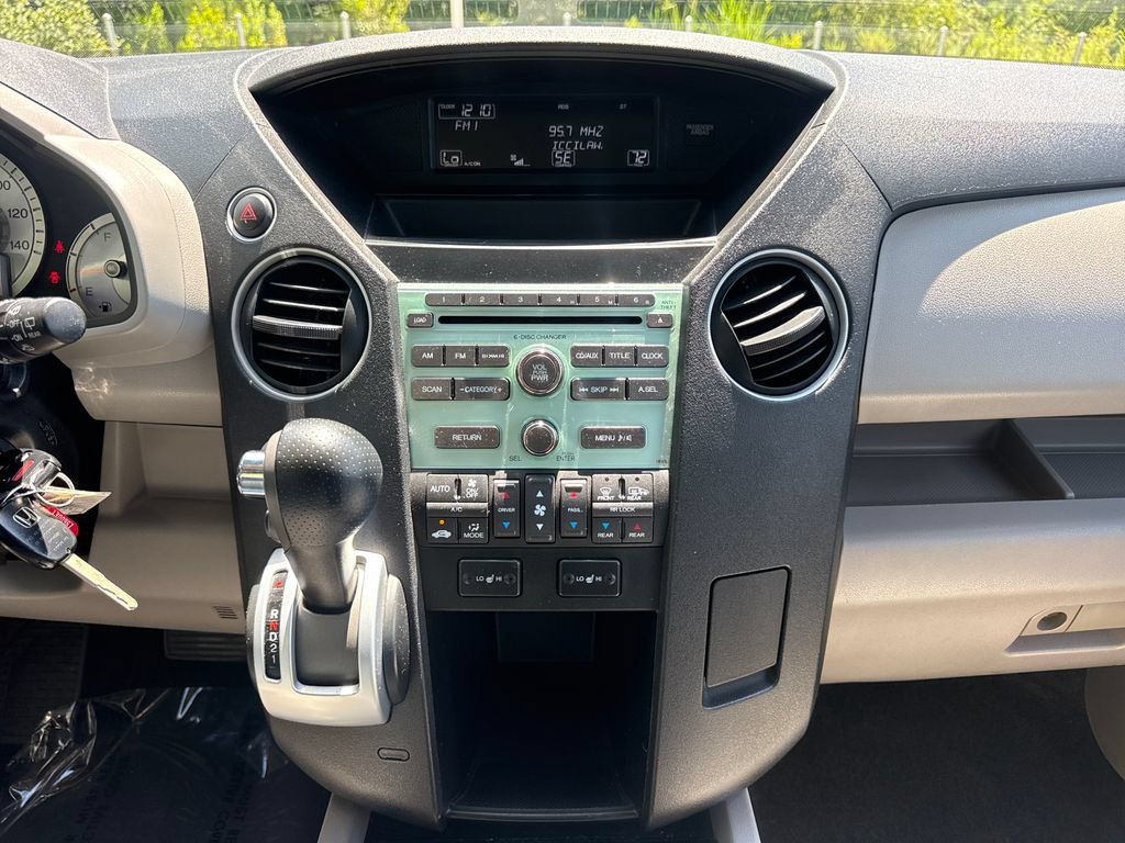 Used 2011 Honda Pilot EX-L image 18
