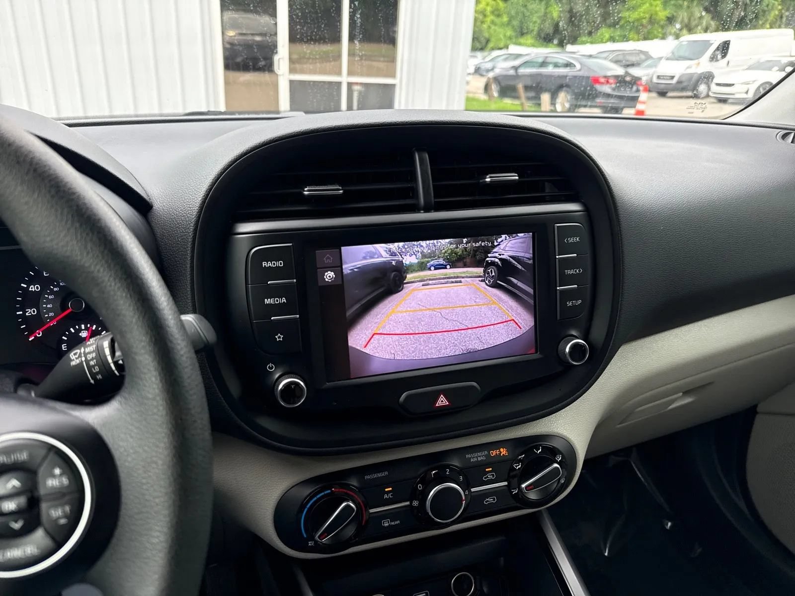 Used 2022 Kia Soul LX FWD image 21