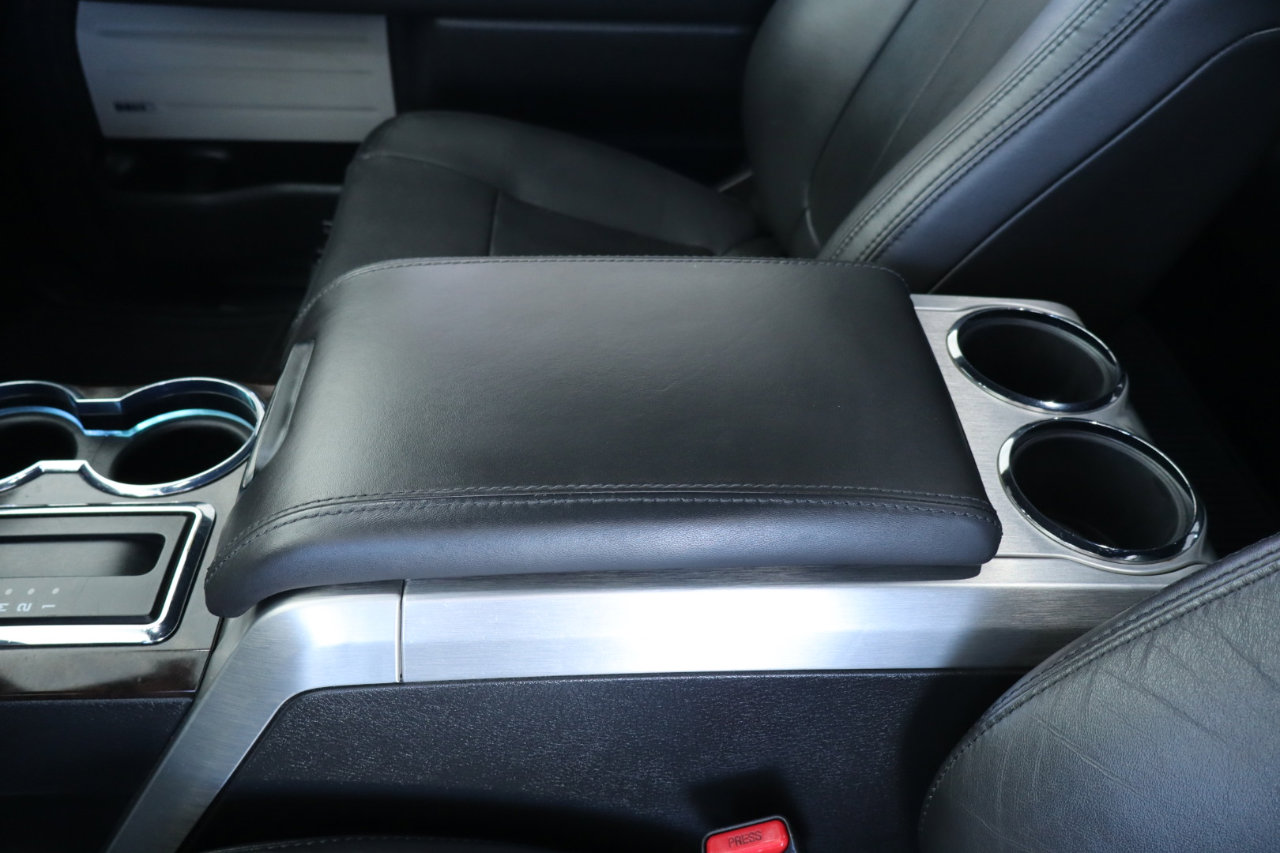 Used 2014 Ford F150 Platinum image 31