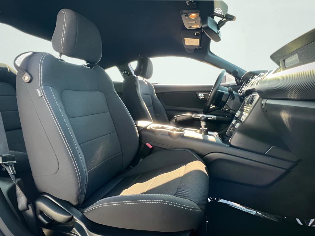 Used 2017 Ford Mustang Coupe RWD image 23