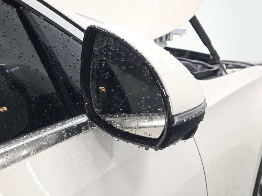 Used 2024 Mercedes-Benz E 350 4MATIC Sedan image 28