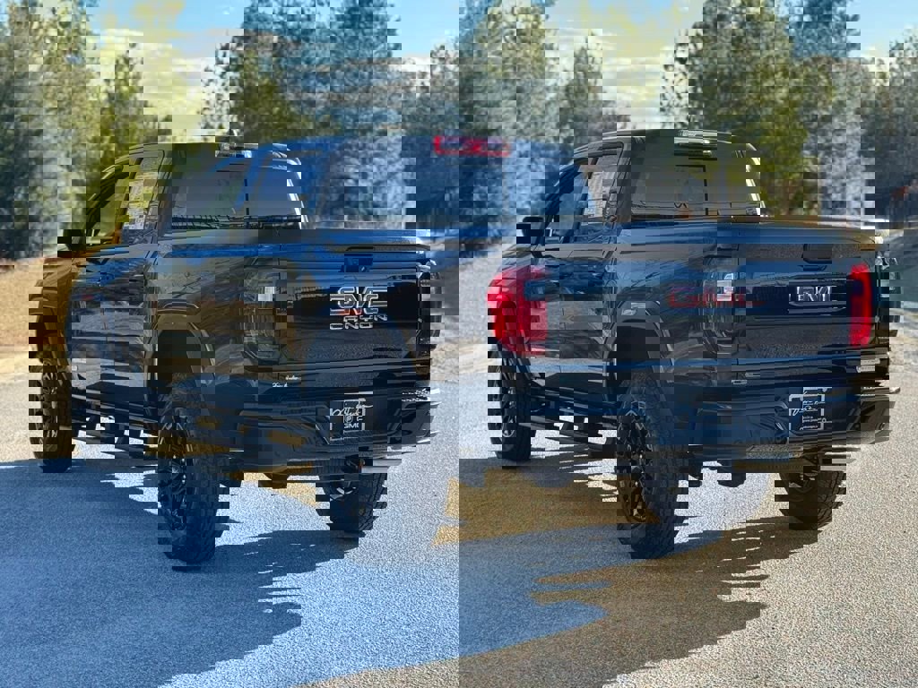 New 2026 GMC Canyon Elevation w/ Convenience Package image 12