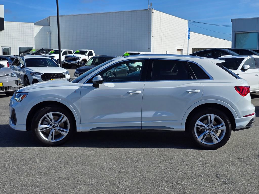Used 2023 Audi Q3 2.0T Premium Plus image 34