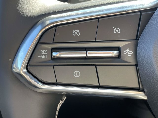 New 2027 Chevrolet Traverse LT w/ Midnight/Sport Edition FWD image 18