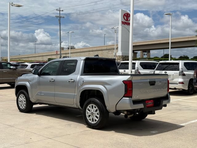 Used 2026 Toyota Tacoma SR5 AWD/4WD image 6