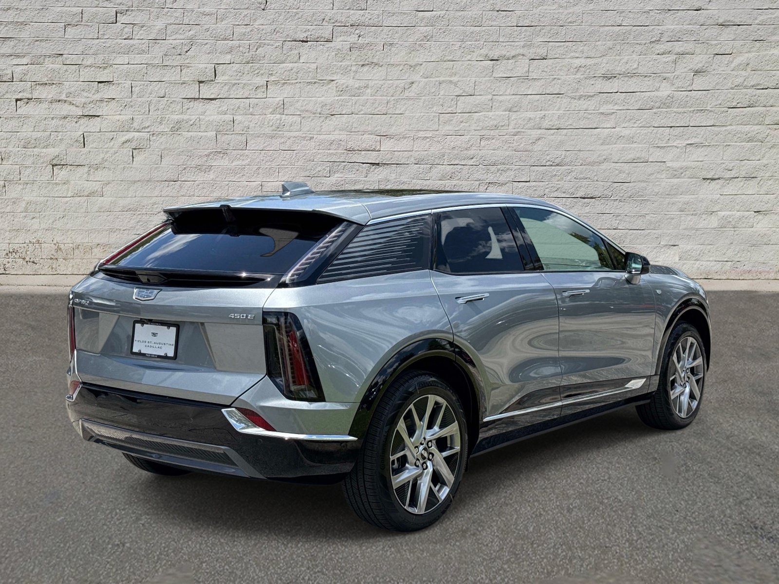 New 2026 Cadillac Optiq Luxury 1 RWD image 5