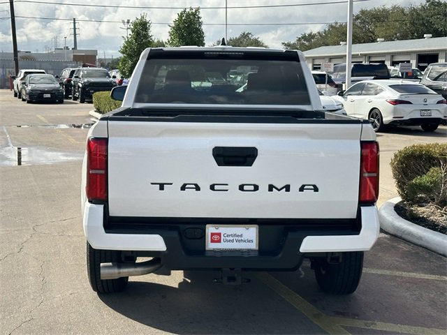 Used 2025 Toyota Tacoma SR5 image 6