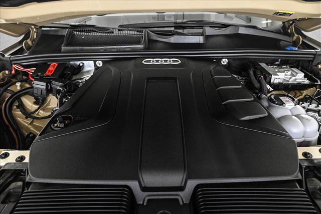 Certified 2025 Audi Q7 2.0T Premium Plus image 25