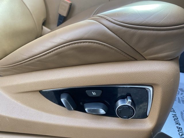 Used 2016 Cadillac Escalade ESV Platinum image 27