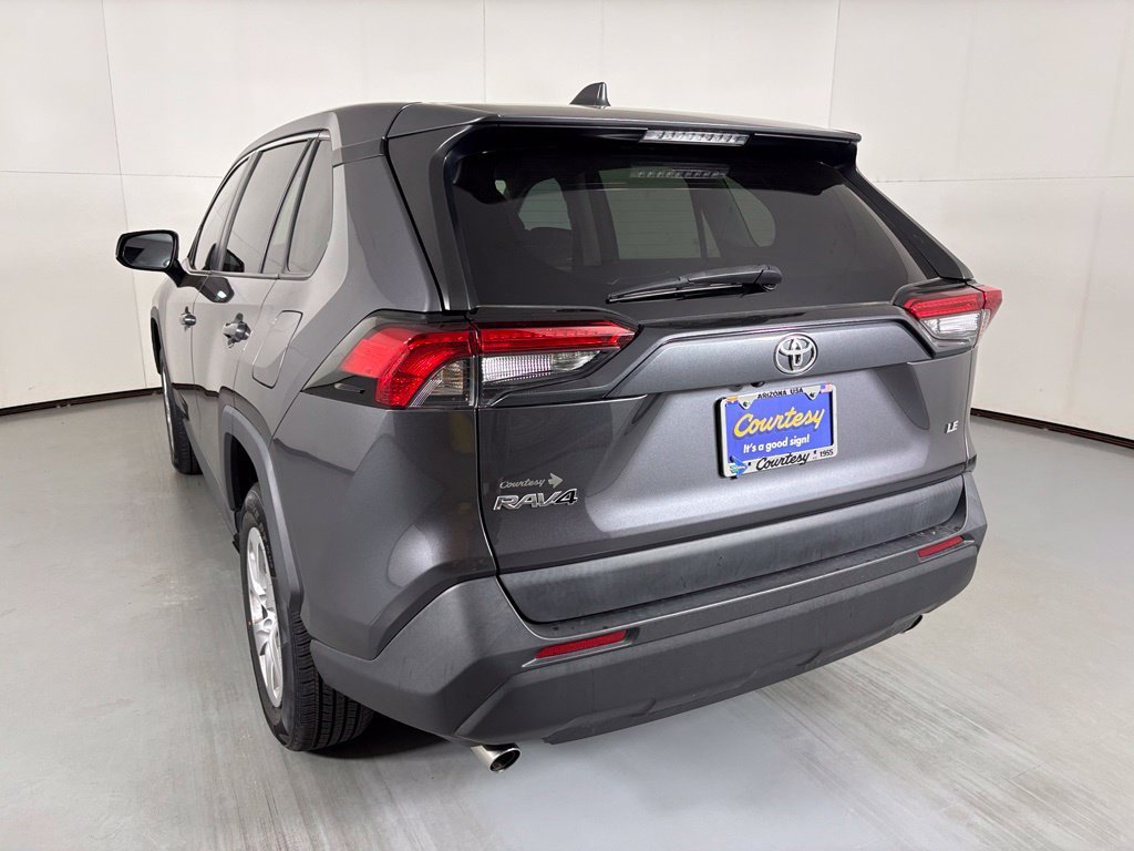 Used 2024 Toyota RAV4 LE FWD image 6