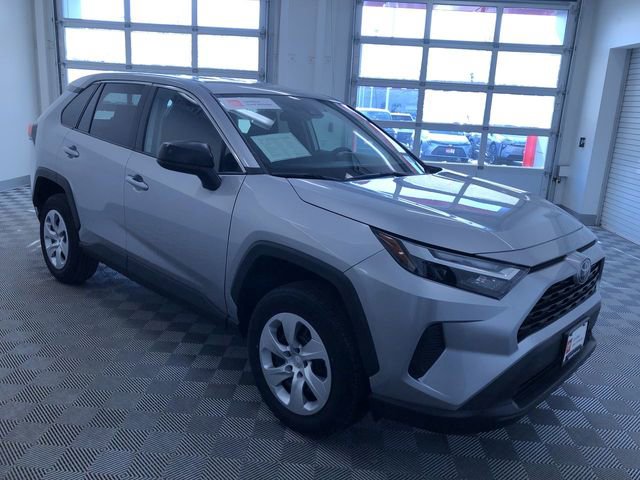 Certified 2025 Toyota RAV4 LE image 34