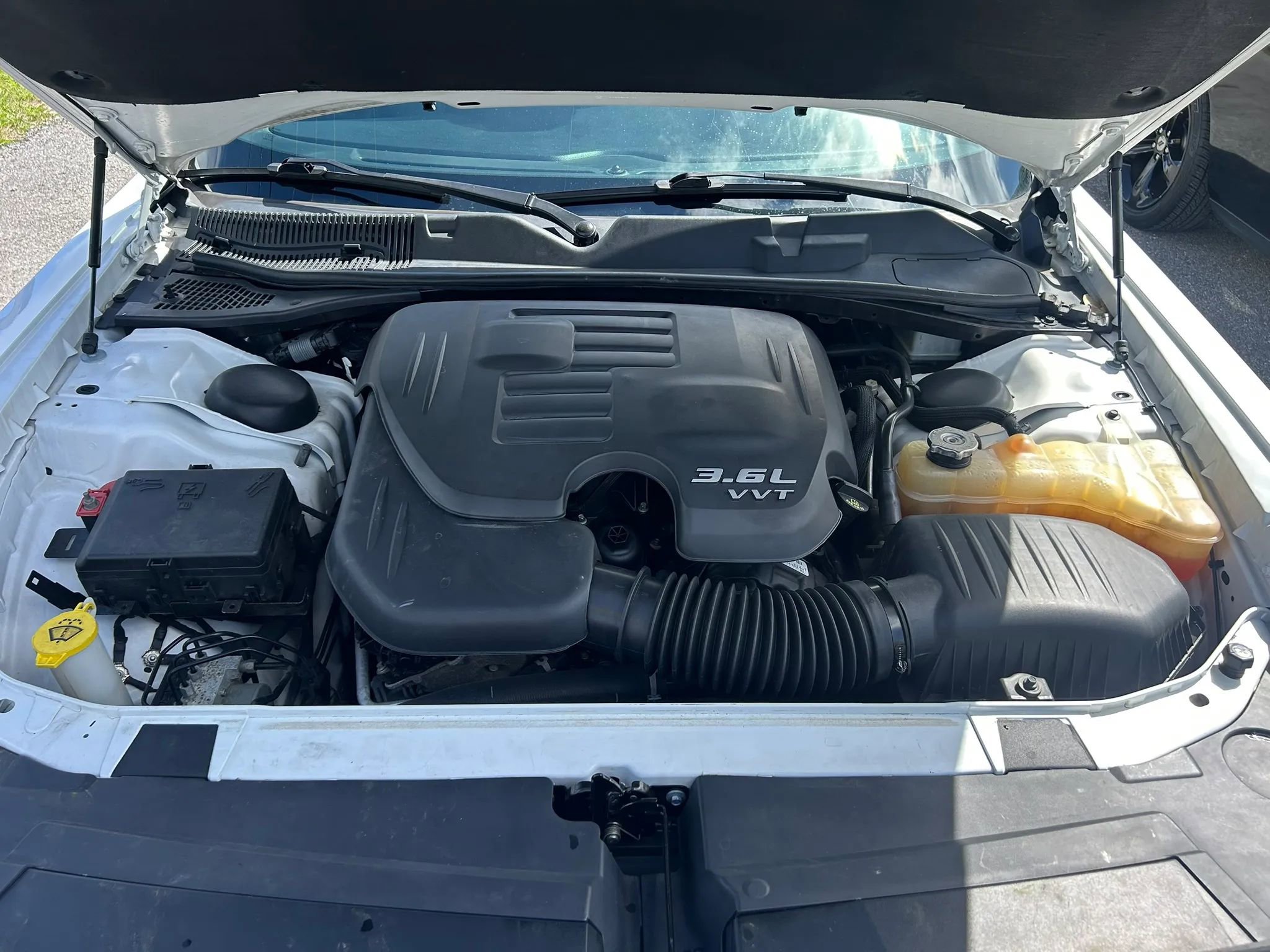 Used 2018 Dodge Challenger SXT Plus RWD image 14