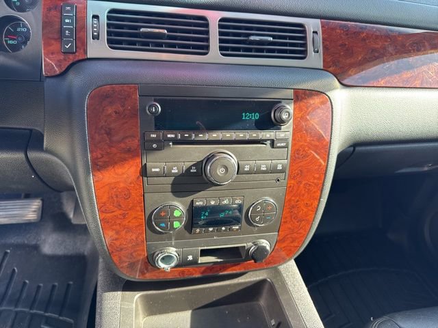 Used 2010 Chevrolet Silverado 1500 LTZ w/ Z71 Appearance Package image 12