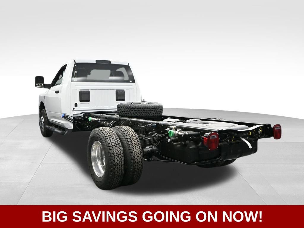 New 2026 RAM 3500 Tradesman w/ Chrome Appearance Group AWD/4WD image 6