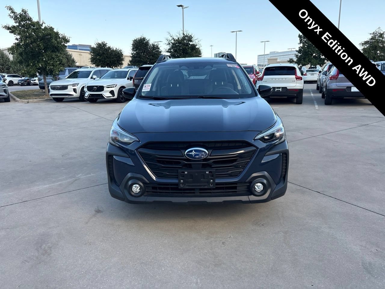 Used 2025 Subaru Outback Onyx Edition AWD/4WD image 2
