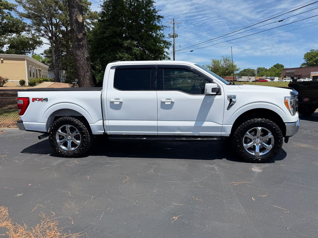 Used 2021 Ford F150 Lariat AWD/4WD image 5