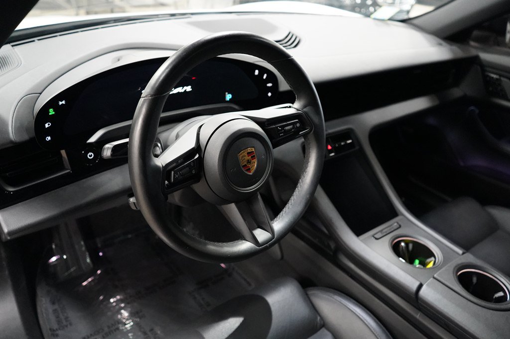 Used 2020 Porsche Taycan 4S w/ Premium Package AWD/4WD image 11