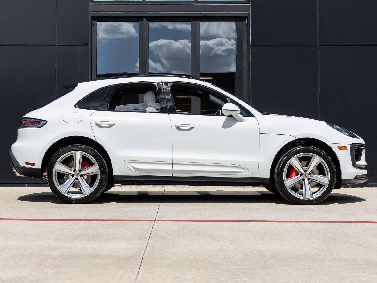 New 2026 Porsche Macan S image 12