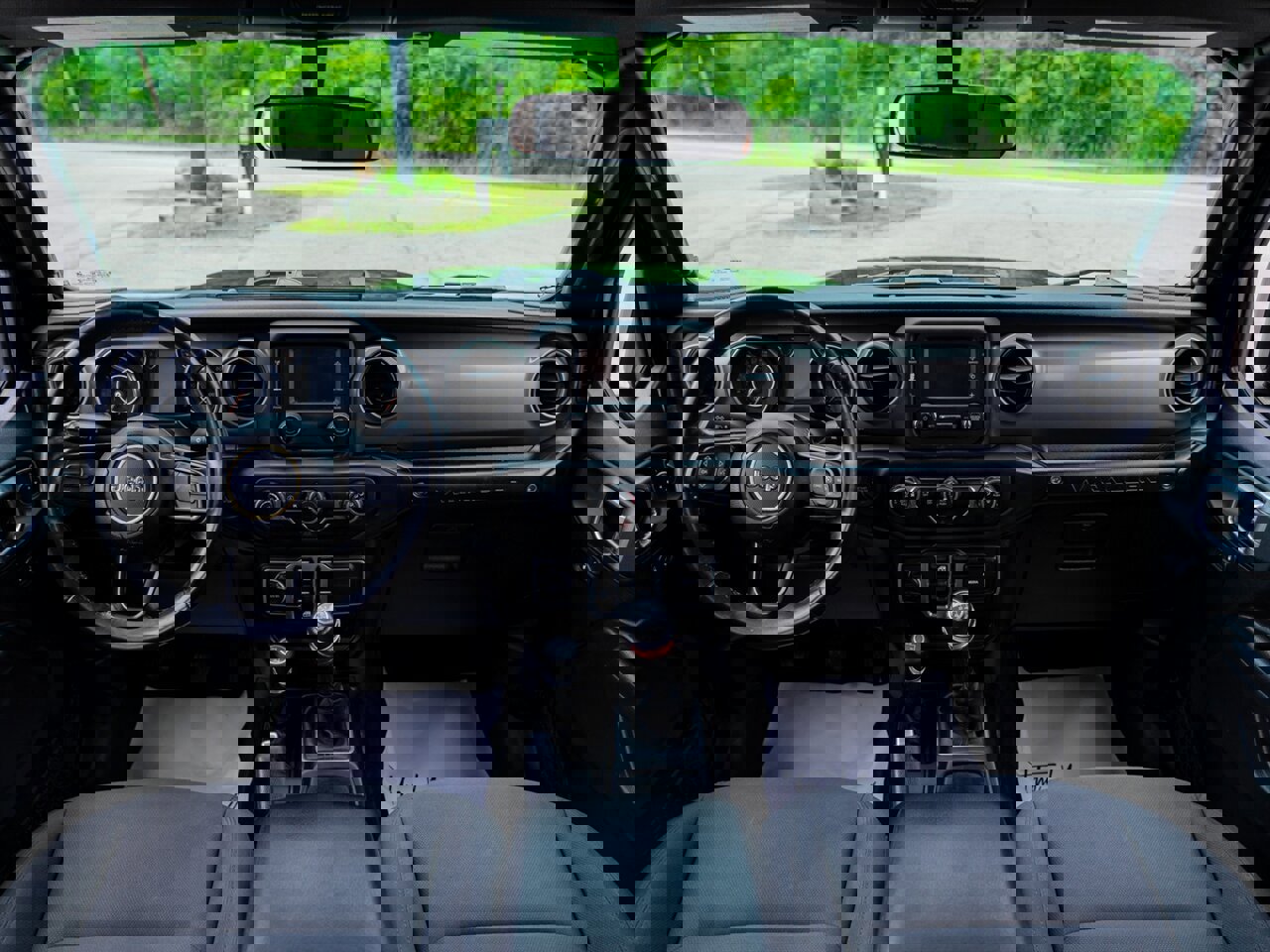 Used 2018 Jeep Wrangler Unlimited Sport S image 27