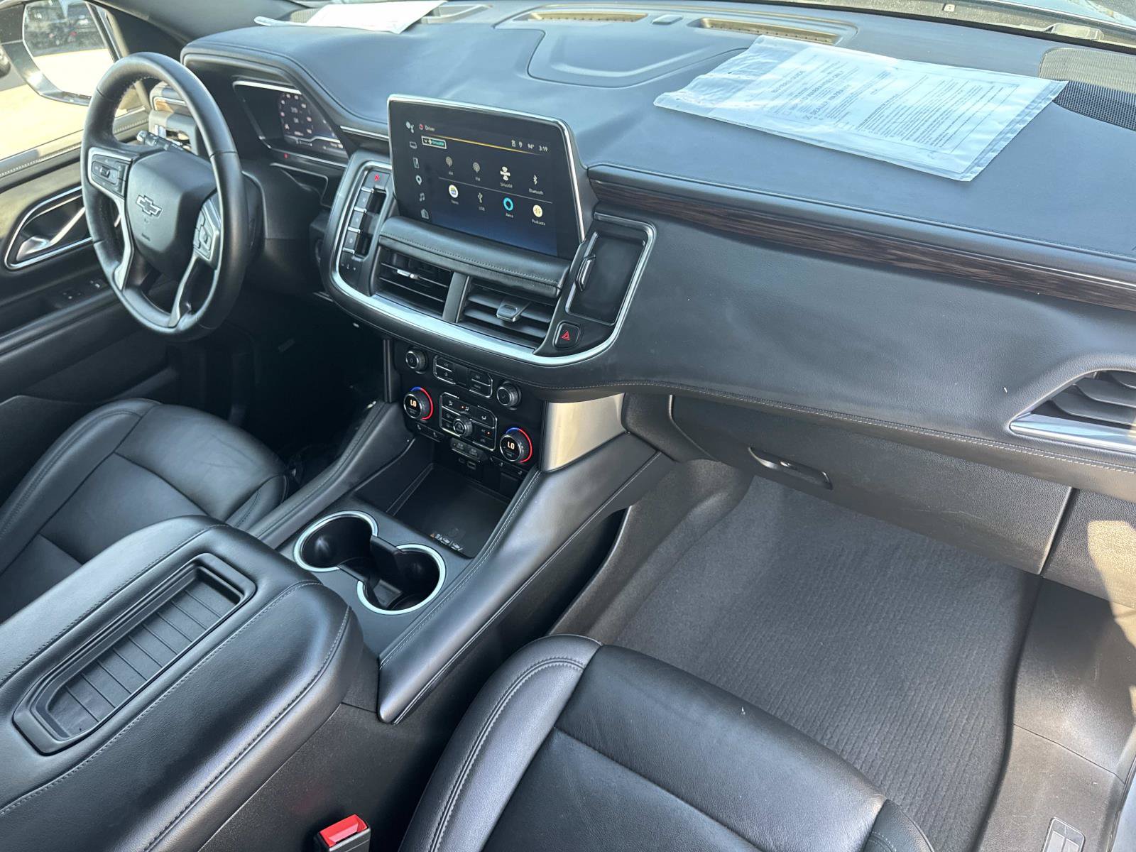 Used 2022 Chevrolet Tahoe Z71 w/ Z71 Off-Road Package AWD/4WD image 34