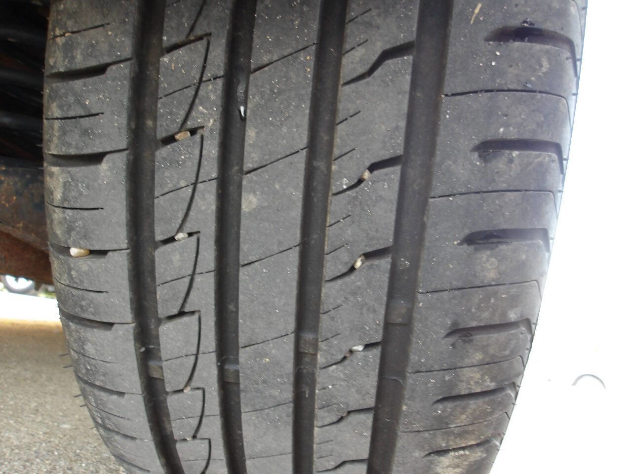Used 2012 Ford Focus Titanium FWD image 9