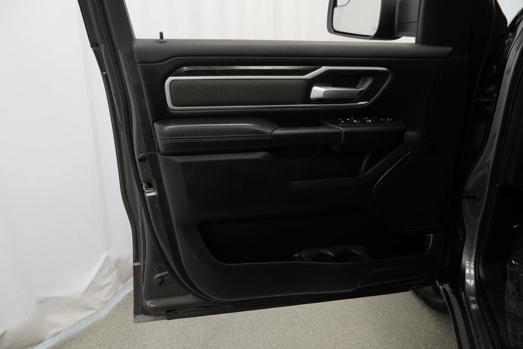 Used 2020 RAM 1500 Big Horn AWD/4WD image 23