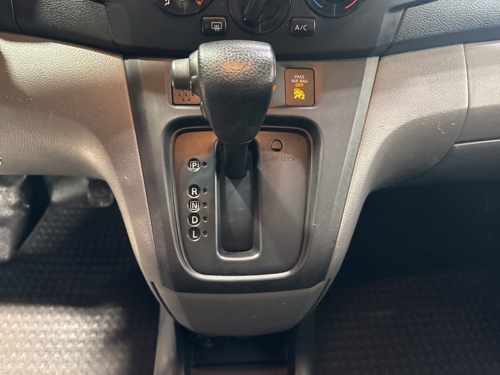 Used 2018 Nissan NV200 SV w/ Navigation Package image 18