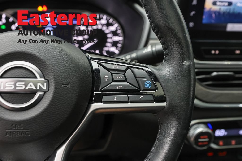 Used 2023 Nissan Altima 2.5 SL AWD/4WD image 16