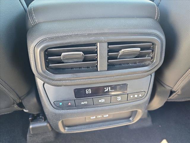 Certified 2025 Honda Pilot Touring image 15