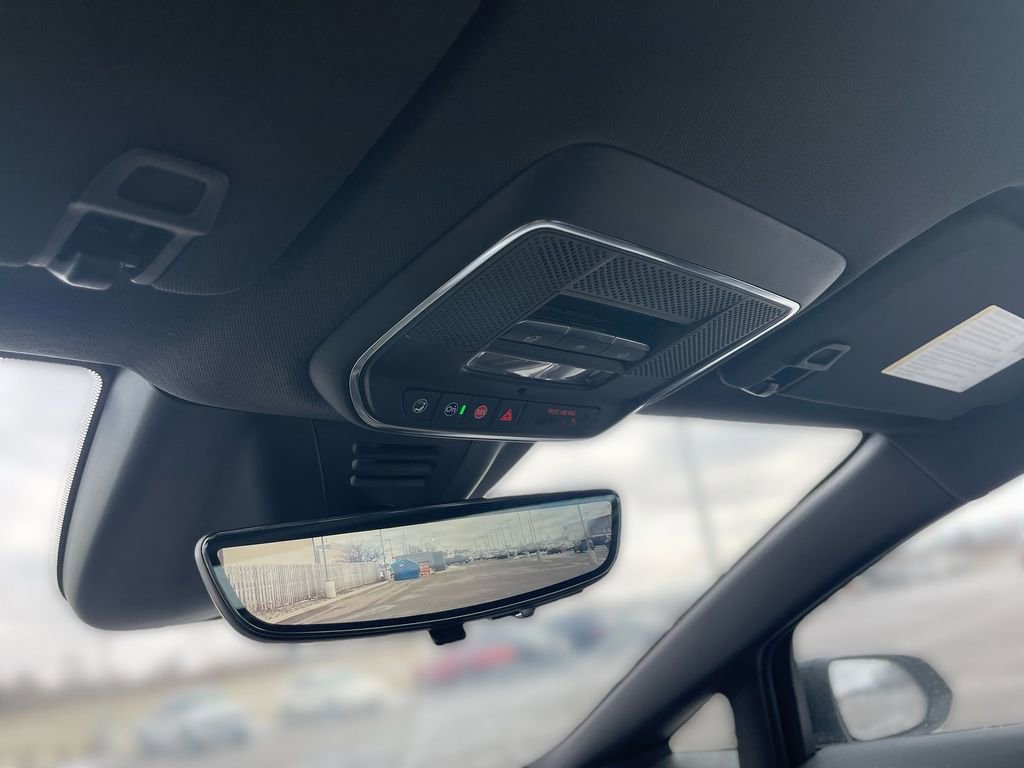 Used 2025 Chevrolet Equinox EV RS image 15