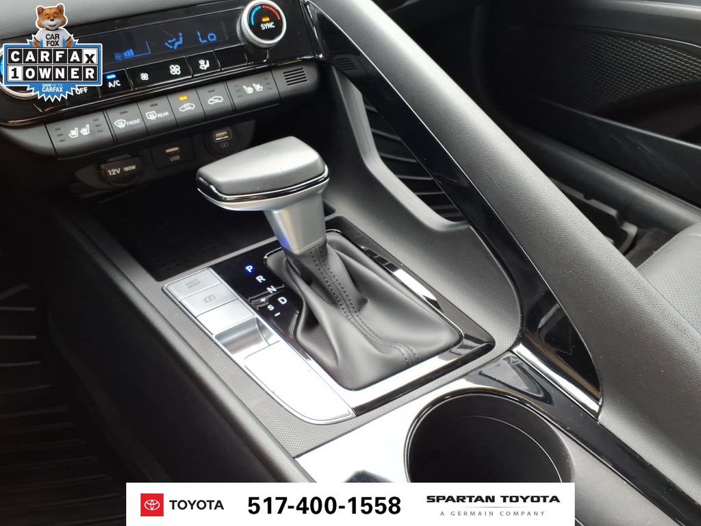 Used 2023 Hyundai Elantra Limited w/ Winter Weather Package FWD image 22