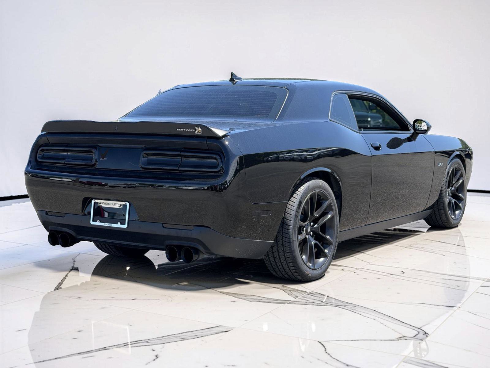 Used 2021 Dodge Challenger R/T Scat Pack RWD image 3