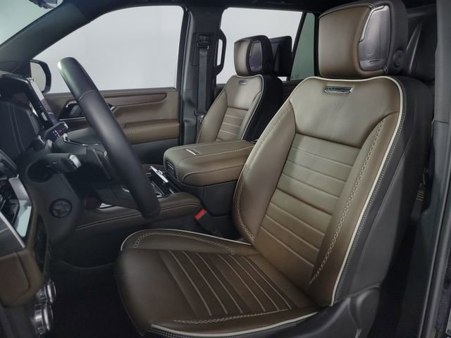 Used 2025 GMC Yukon Denali Ultimate image 13