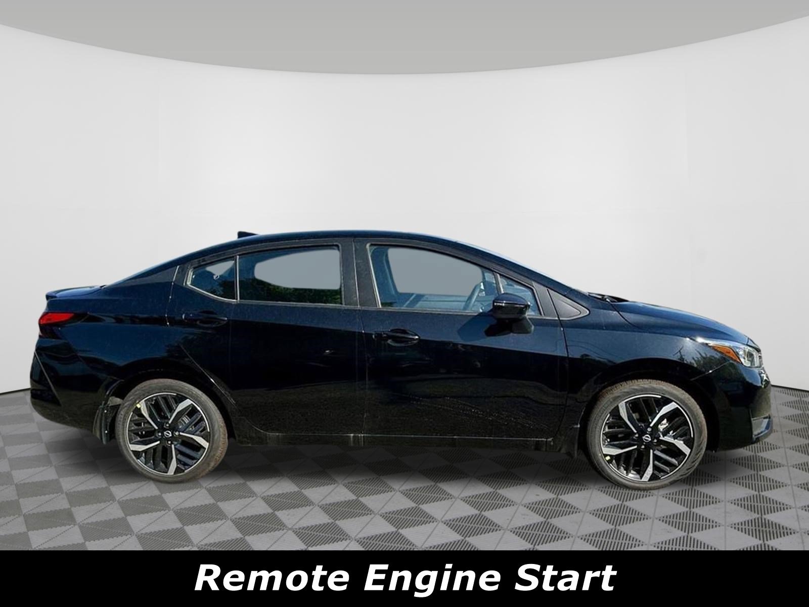 Certified 2025 Nissan Versa SR w/ Trunk Package FWD image 3