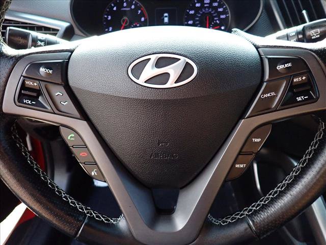 Used 2016 Hyundai Veloster Turbo FWD image 15