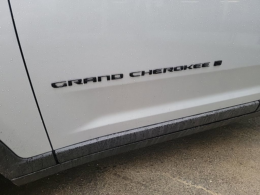 New 2025 Jeep Grand Cherokee Limited image 20