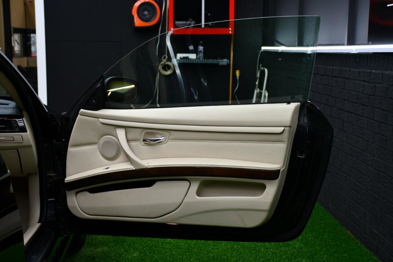 Used 2011 BMW 335i Coupe image 28