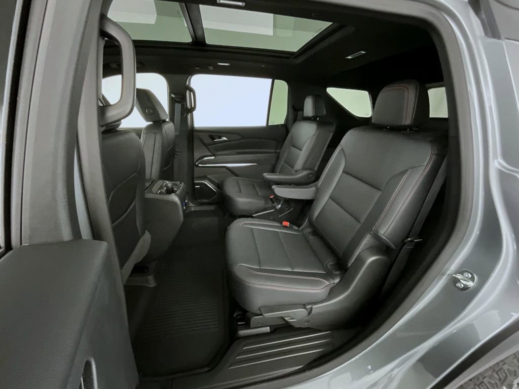 New 2026 Chevrolet Traverse Z71 w/ Enhanced Driving Package image 10